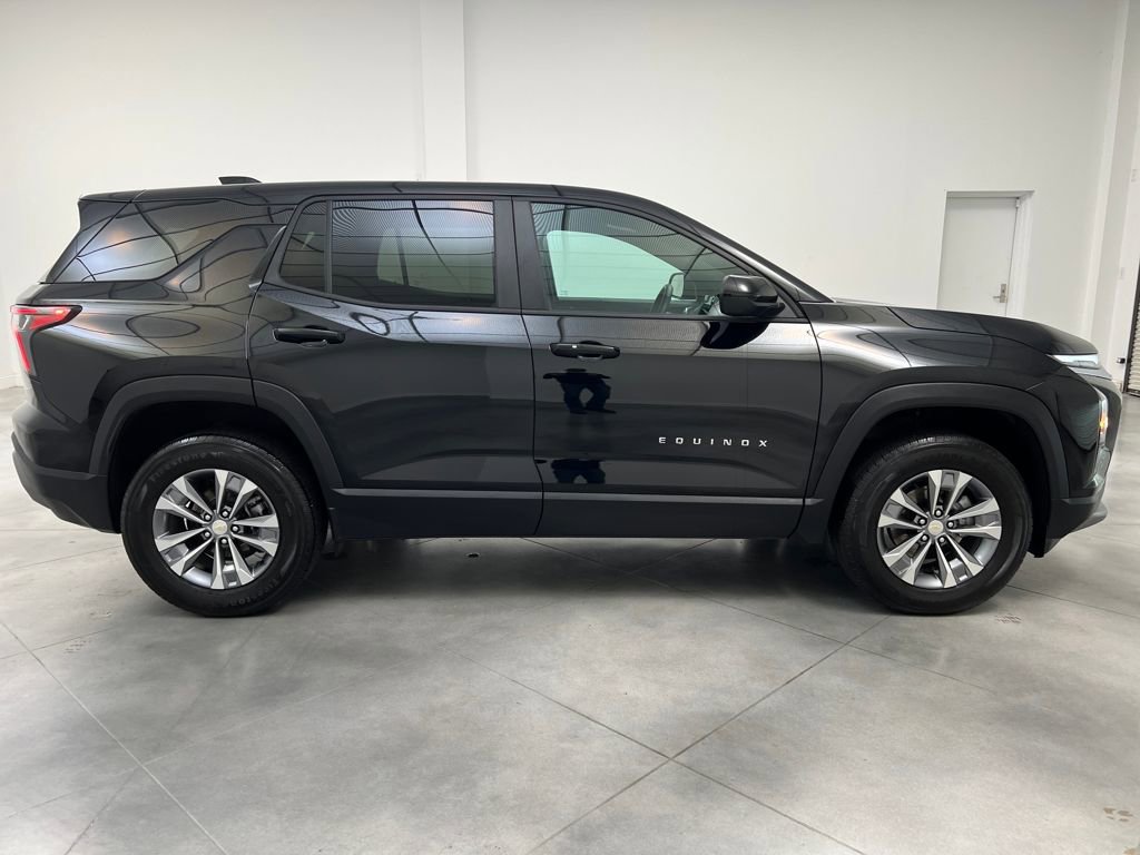 Used 2025 Chevrolet Equinox LT image 8