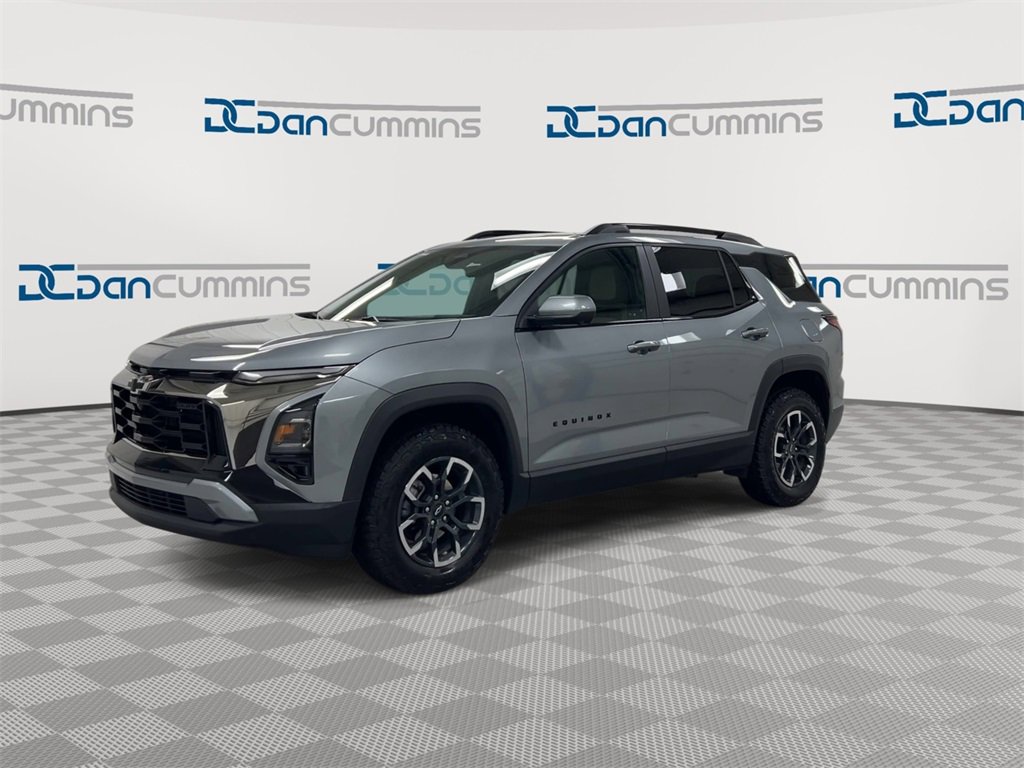 Used 2025 Chevrolet Equinox ACTIV w/ Safety and Technology Package image 4