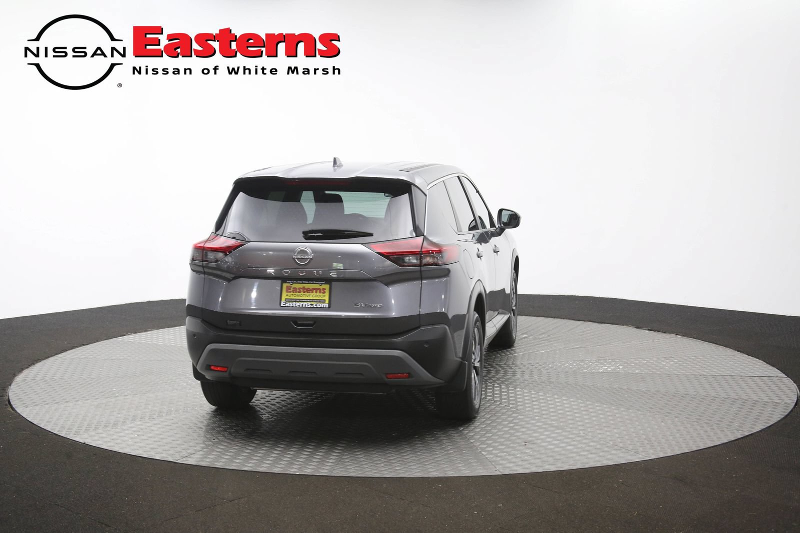 Used 2023 Nissan Rogue SV AWD/4WD image 34