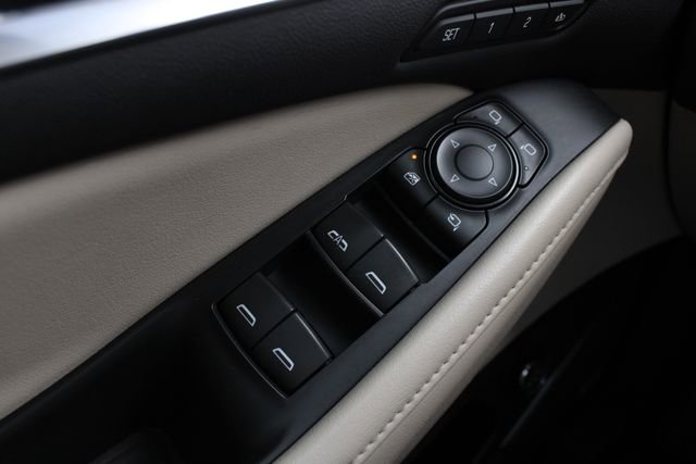 Used 2018 Buick Enclave Premium w/ Trailering Package AWD/4WD image 9