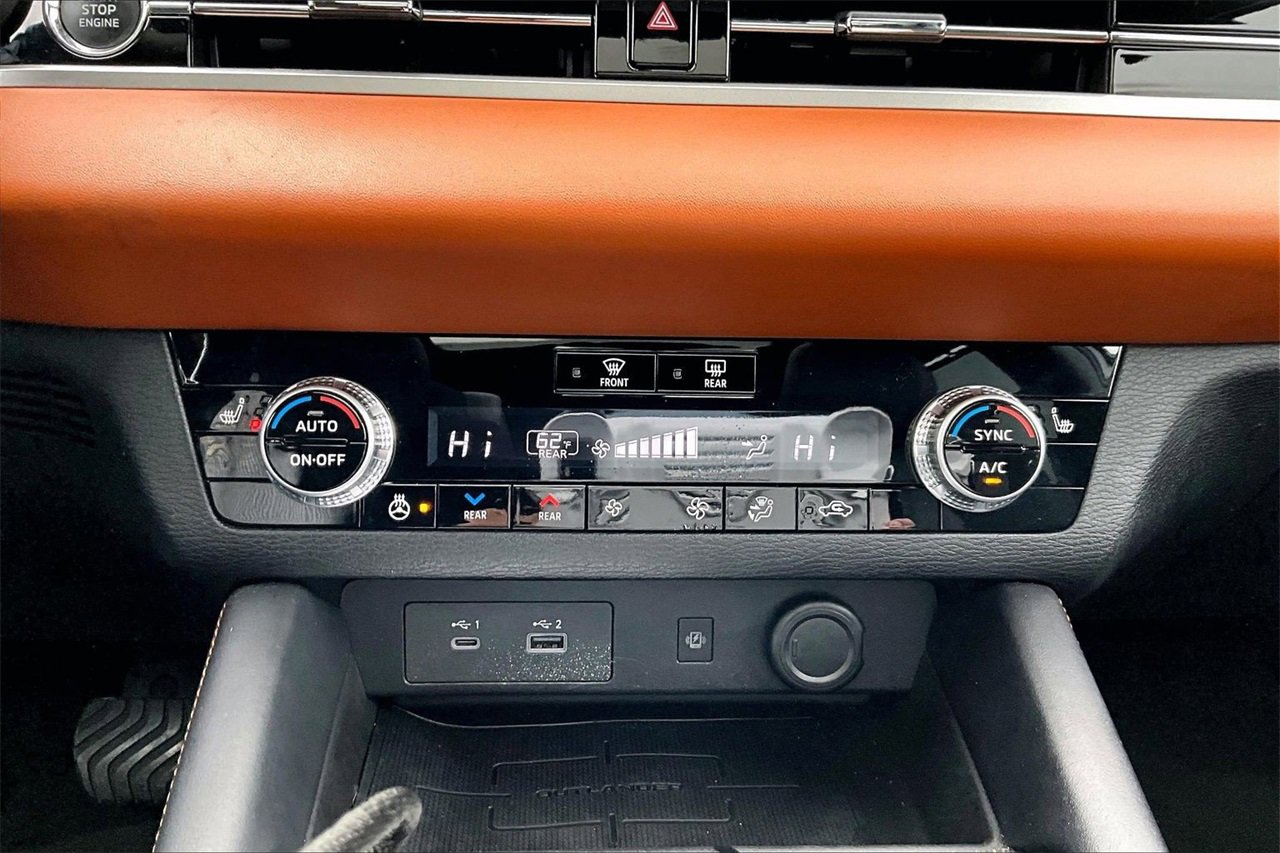 Used 2022 Mitsubishi Outlander SEL image 18