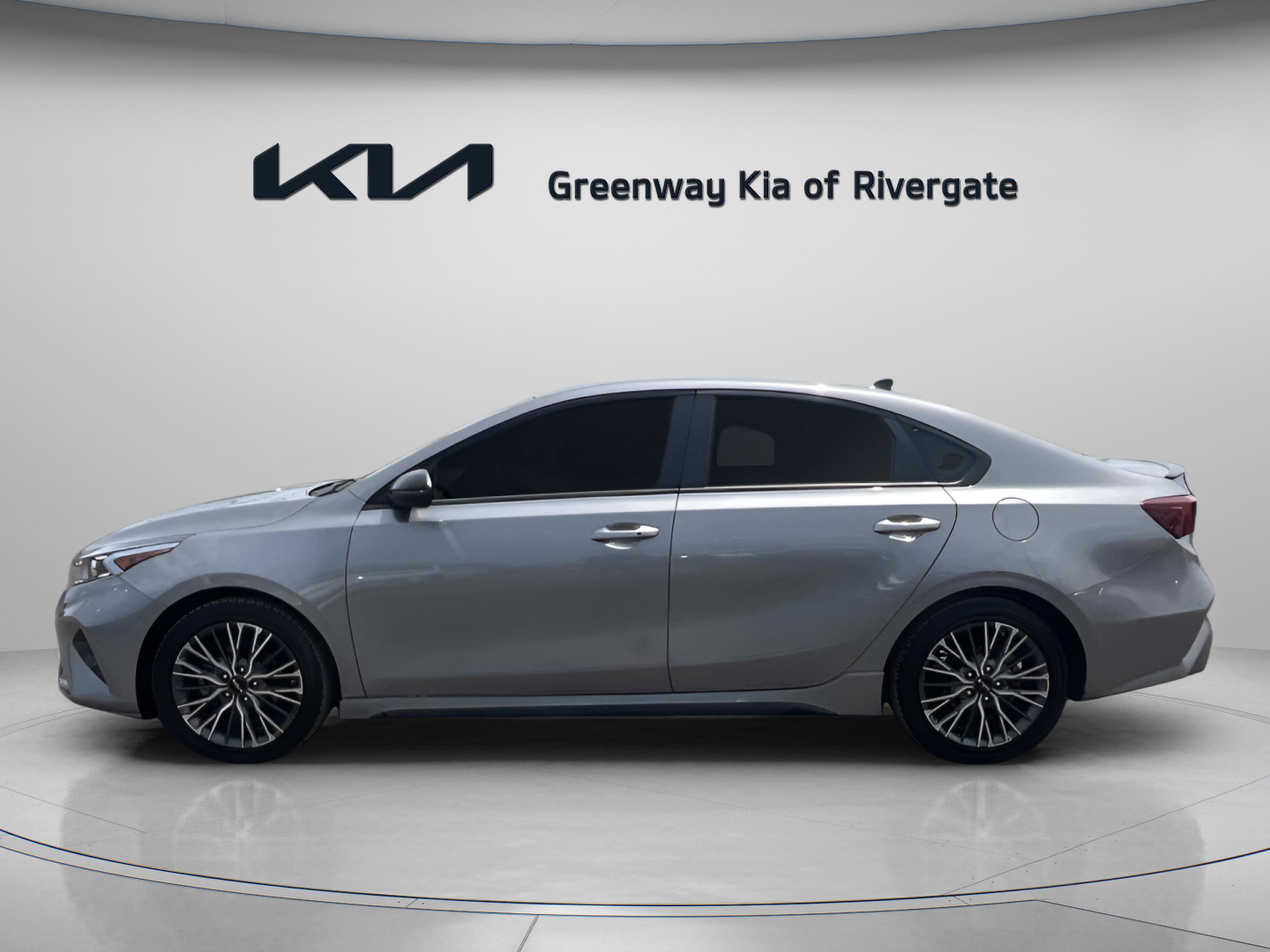 Used 2023 Kia Forte GT-Line FWD image 4