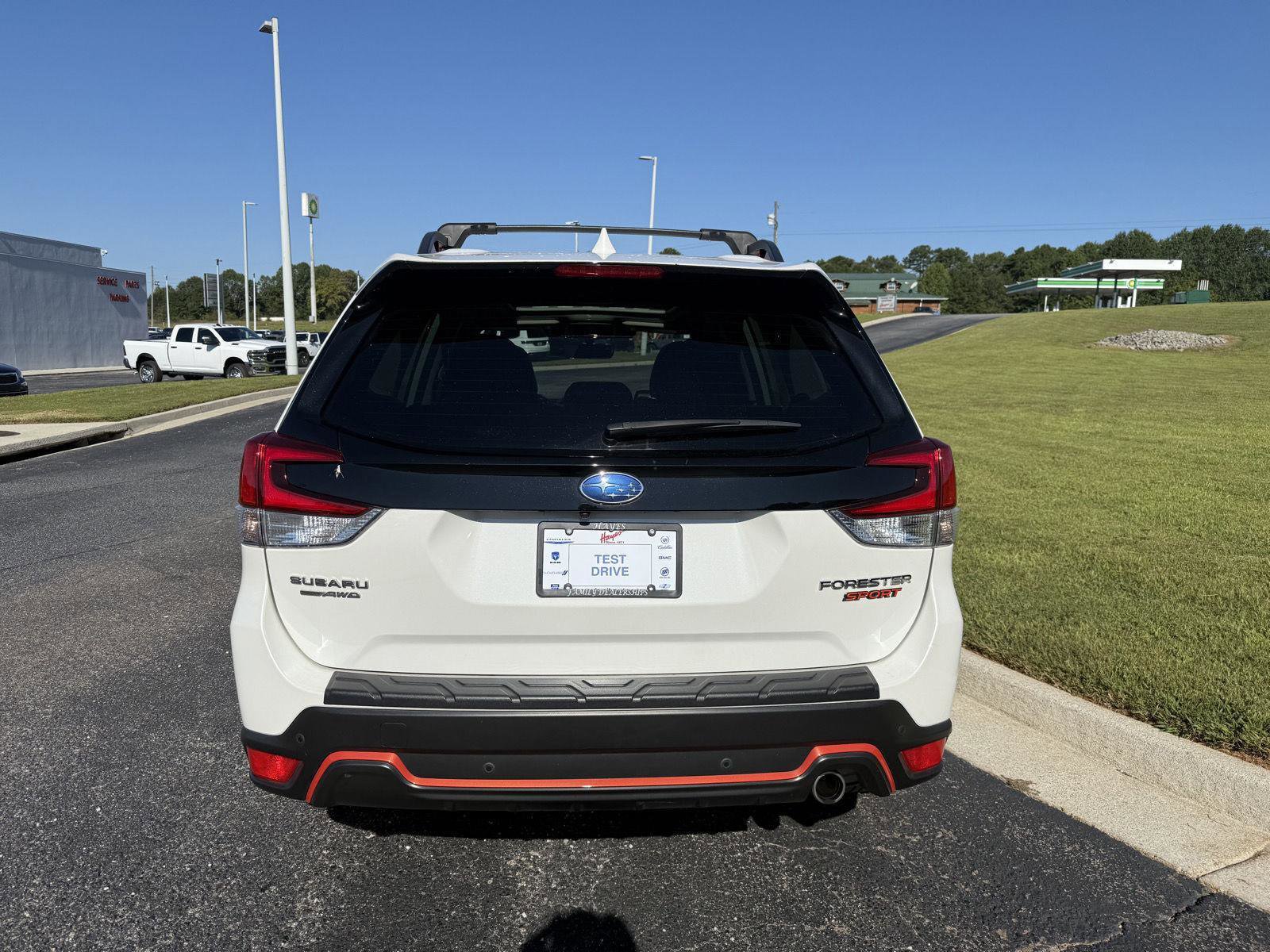 Used 2023 Subaru Forester Sport image 4