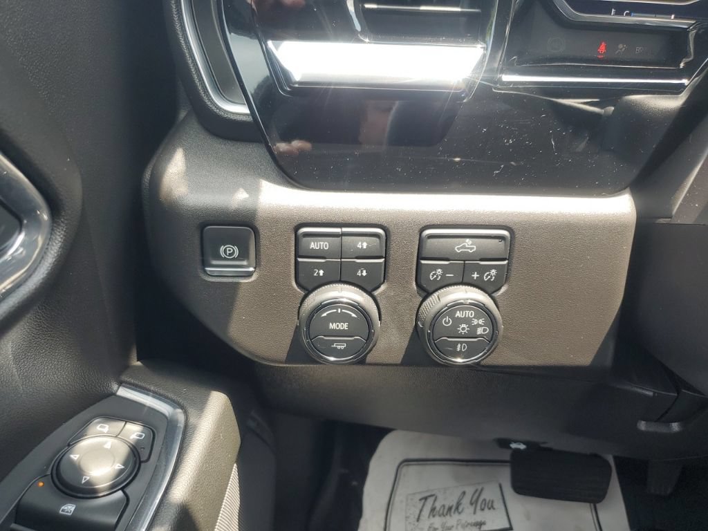 Used 2024 Chevrolet Silverado 1500 LT Trail Boss AWD/4WD image 29