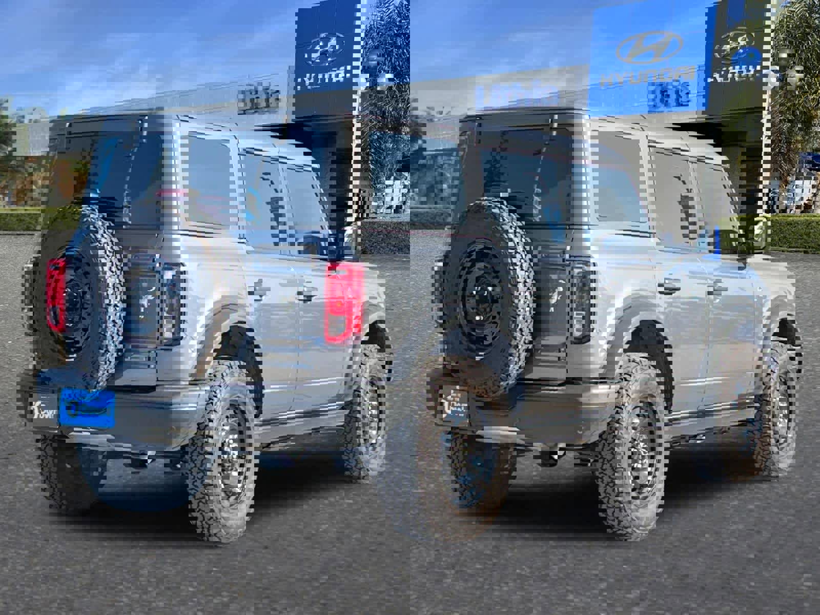 Used 2022 Ford Bronco Black Diamond video 2