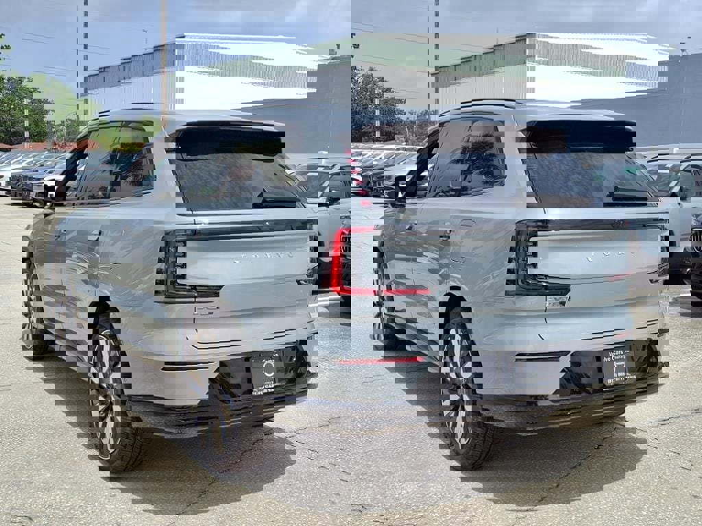 New 2025 Volvo EX90 Ultra image 5