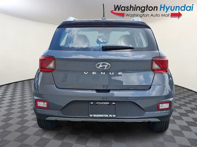 New 2026 Hyundai Venue SEL FWD image 5