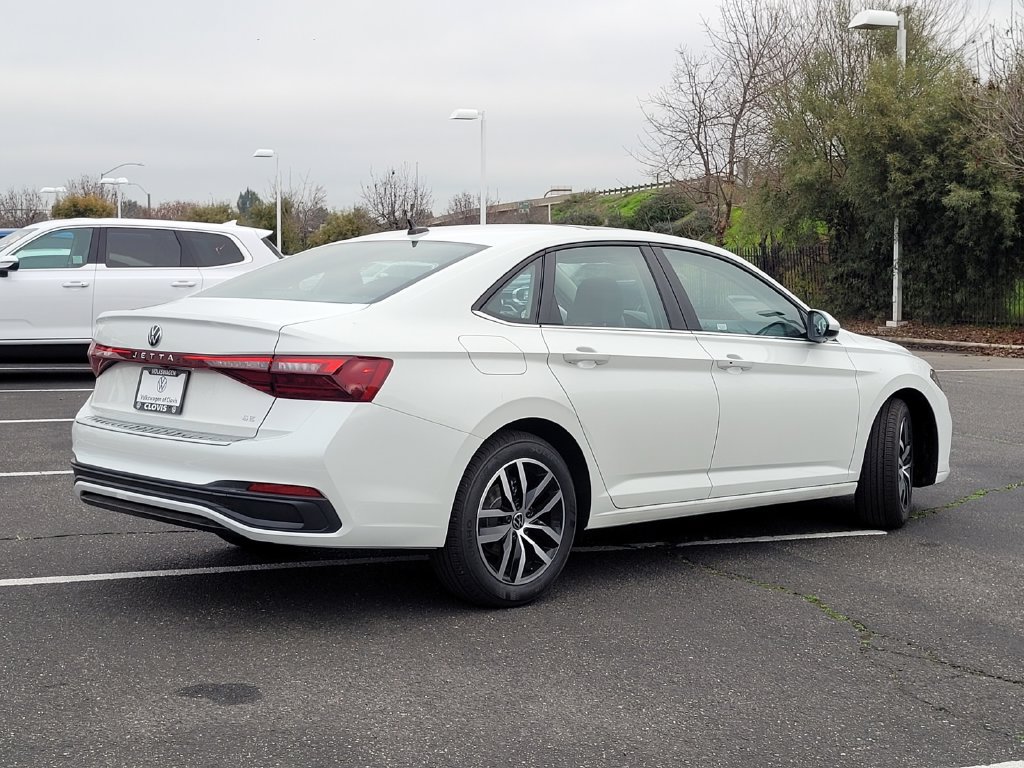 New 2026 Volkswagen Jetta SE FWD image 5