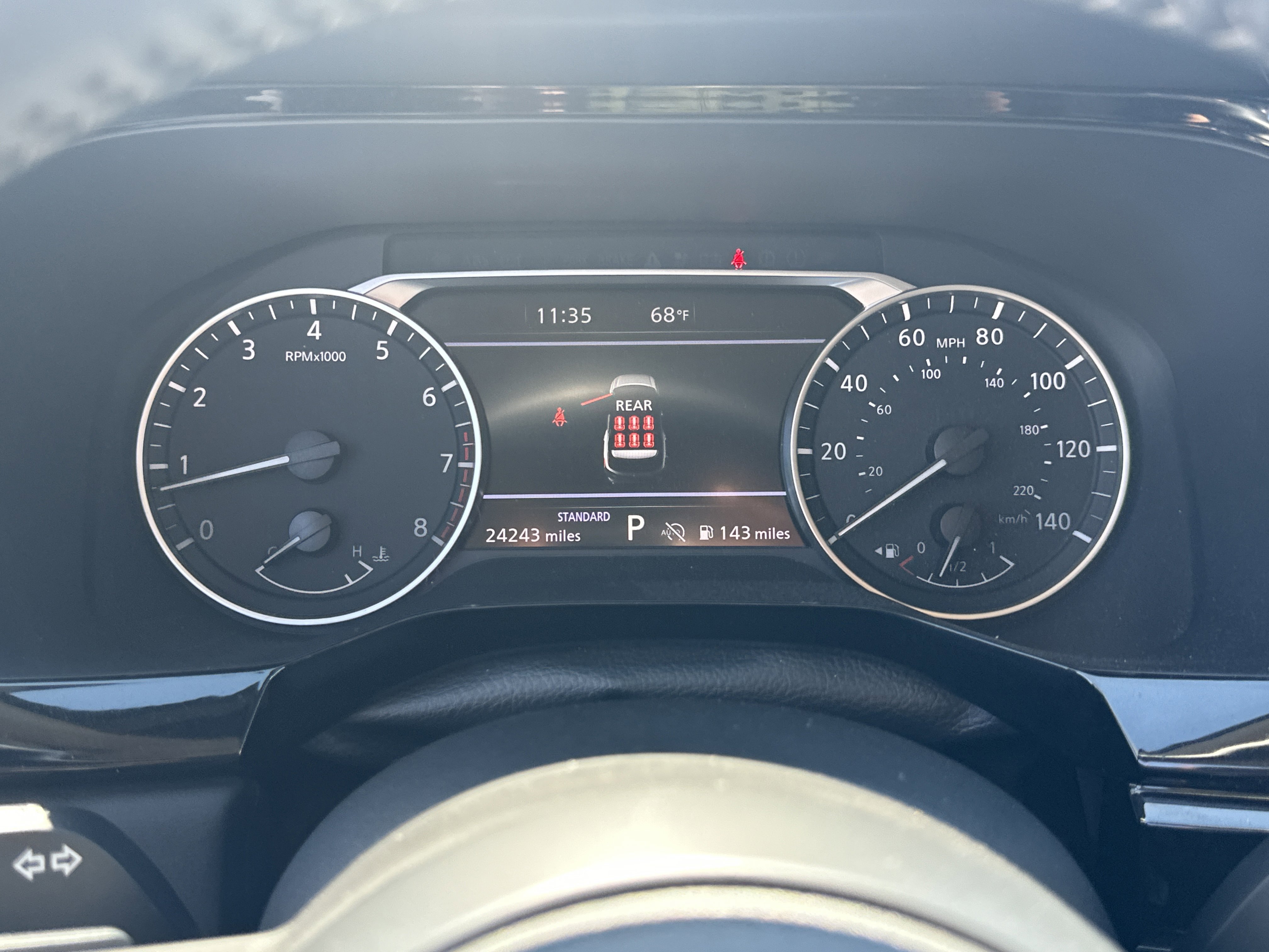 Used 2025 Nissan Pathfinder SV FWD image 27