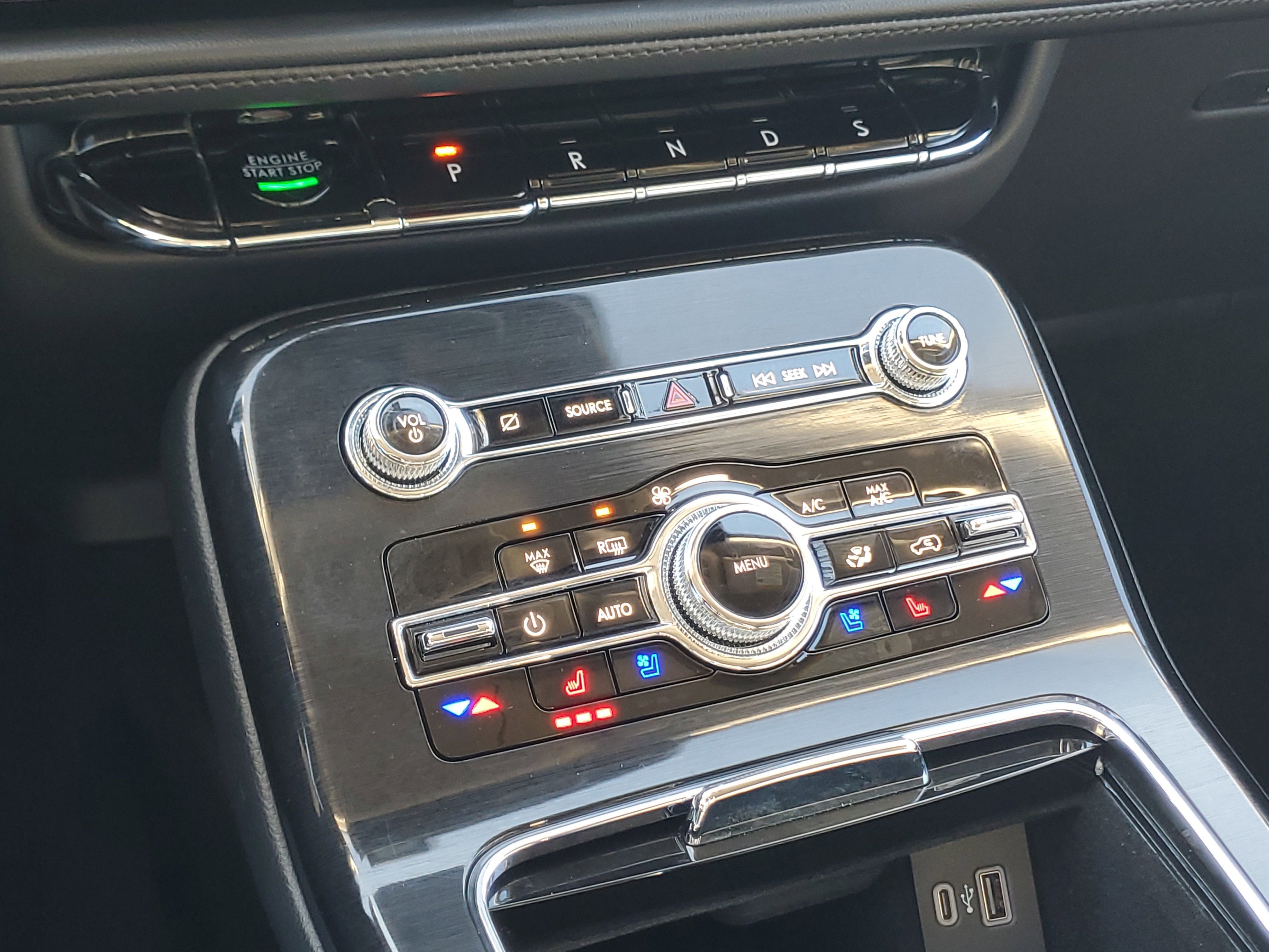 Certified 2023 Lincoln Nautilus Reserve w/ Equipment Group 201A image 18