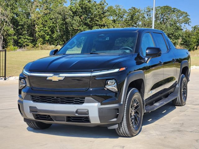 New 2026 Chevrolet Silverado EV LT image 3