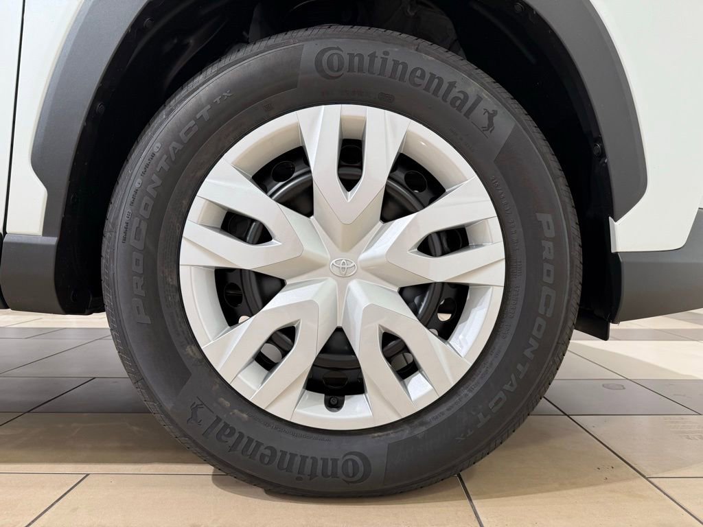 New 2026 Toyota Corolla Cross L image 9