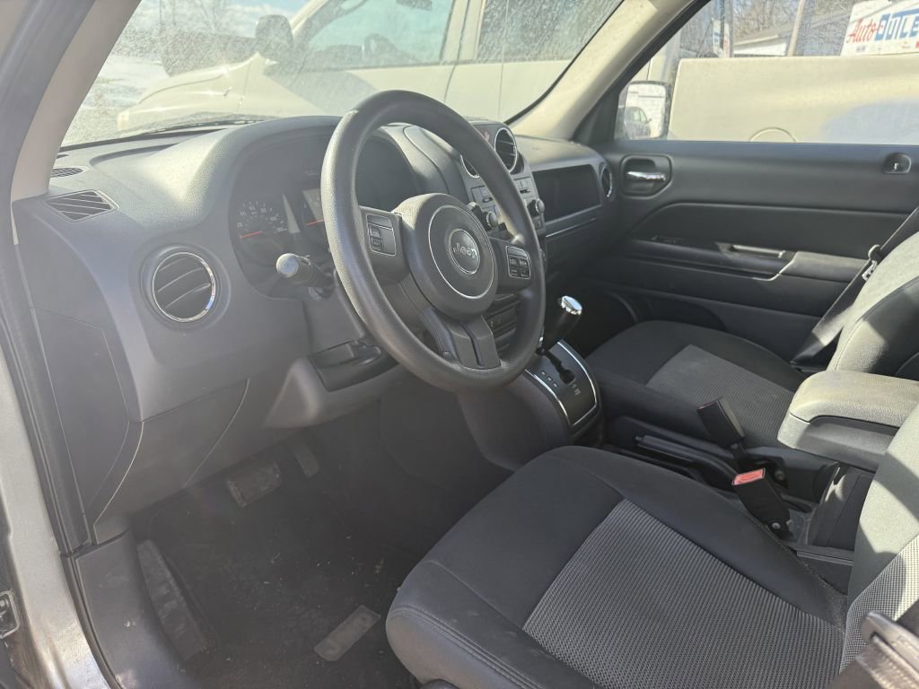 Used 2012 Jeep Patriot Sport w/ PWR Value Group AWD/4WD image 5