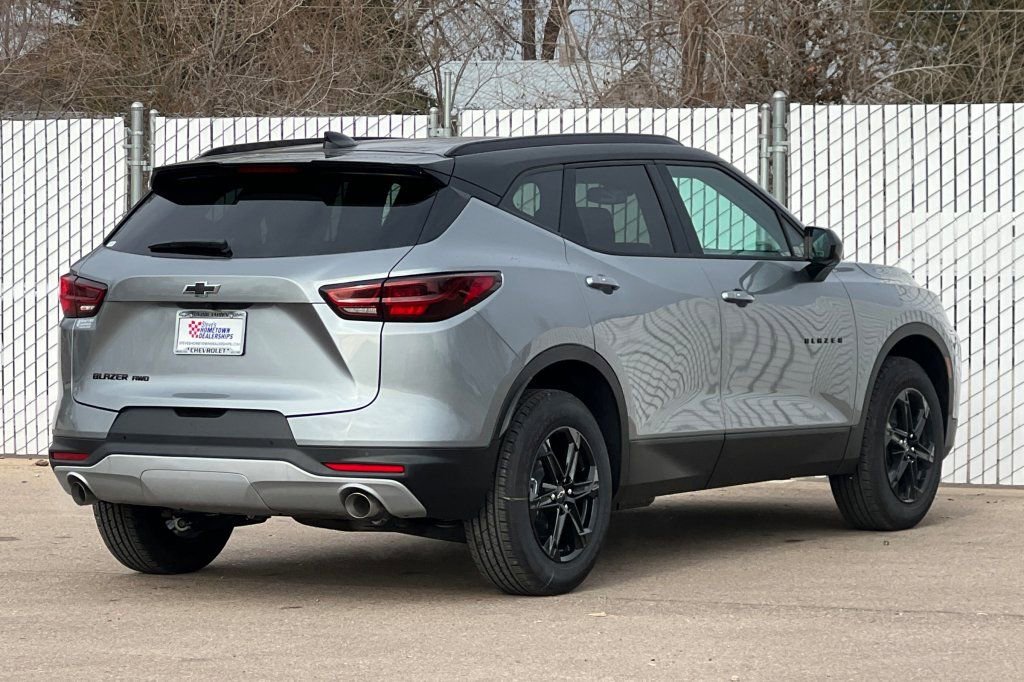 New 2026 Chevrolet Blazer LT w/ Convenience Package AWD/4WD image 4