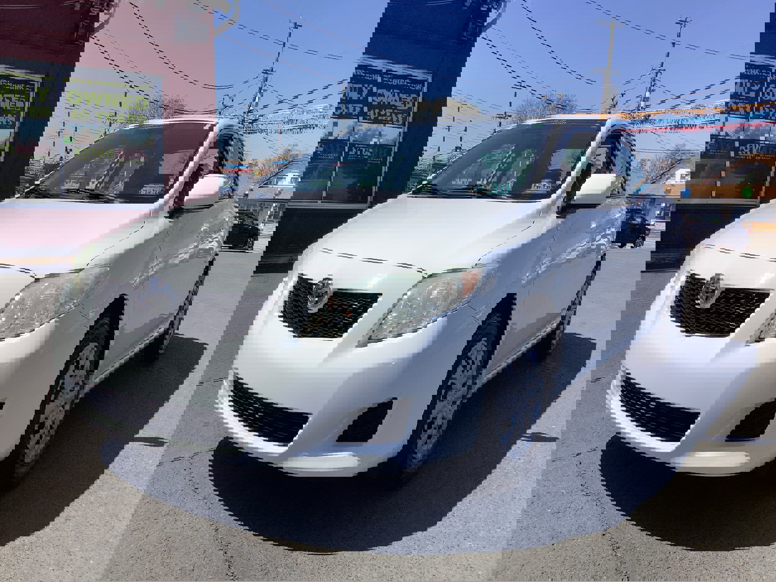 Used 2010 Toyota Corolla LE image 3