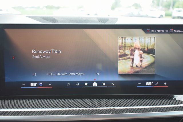 Used 2024 BMW X5 M60i image 23