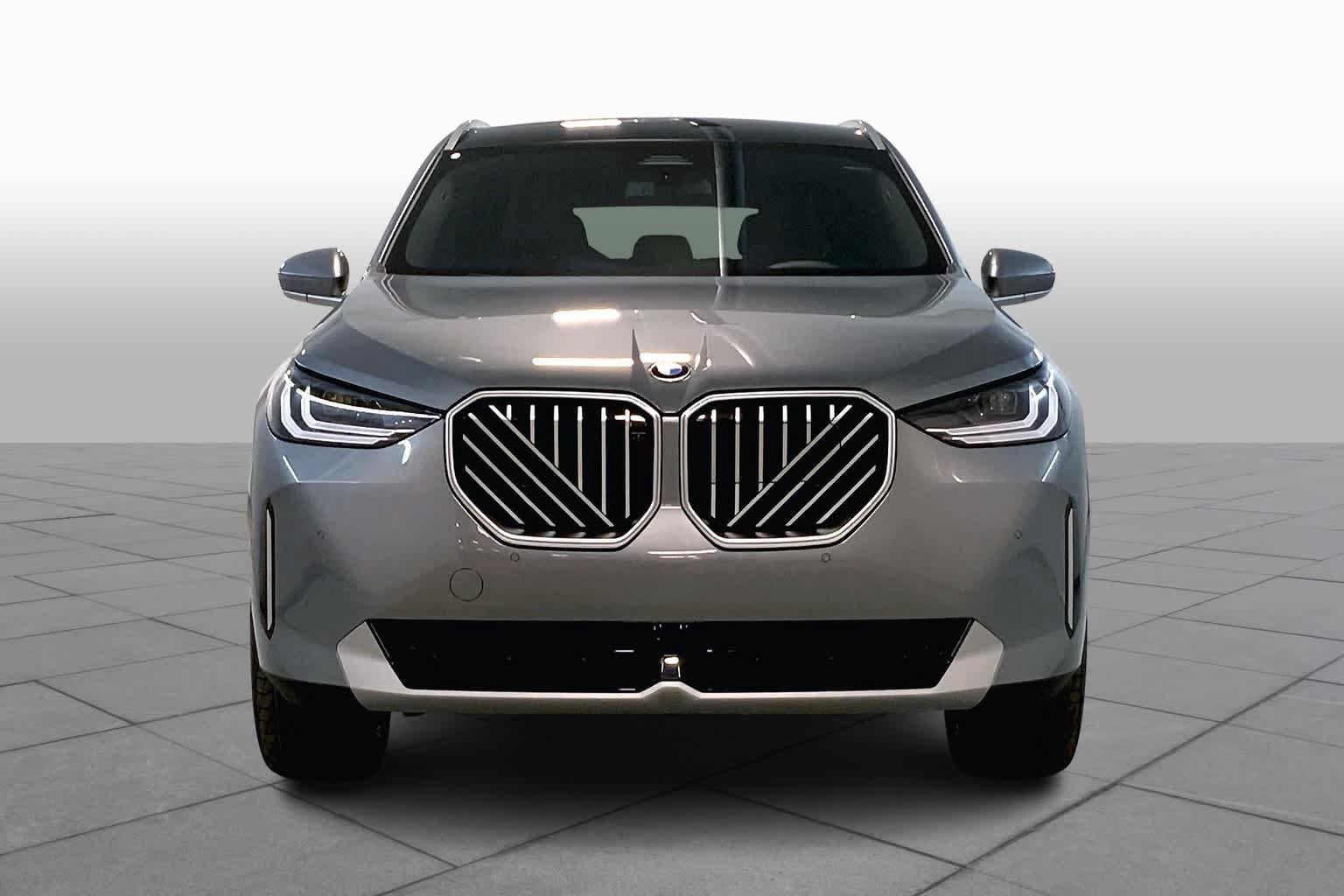 New 2025 BMW X3 xDrive30i w/ Premium Package AWD/4WD image 3