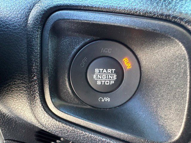Used 2024 Jeep Wrangler Unlimited AWD/4WD image 21