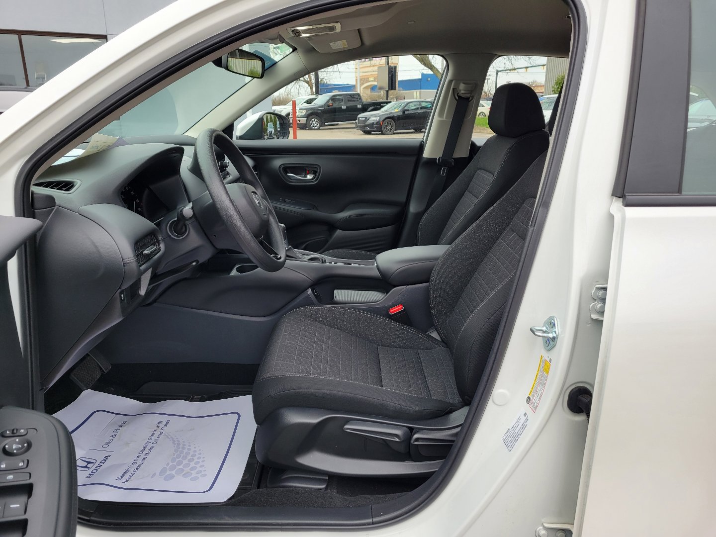 Certified 2025 Honda HR-V LX image 15