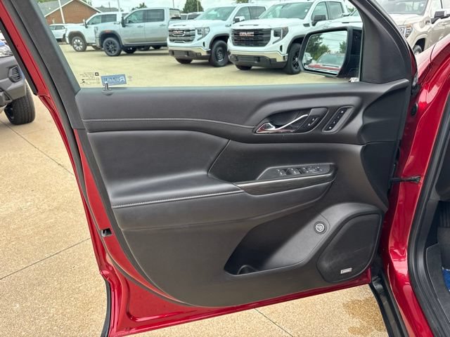 Used 2021 GMC Acadia SLT w/ Elevation Edition FWD image 13
