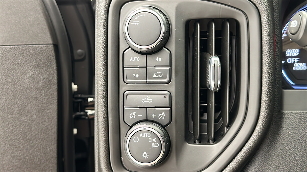 Used 2023 Chevrolet Silverado 1500 Custom AWD/4WD image 20