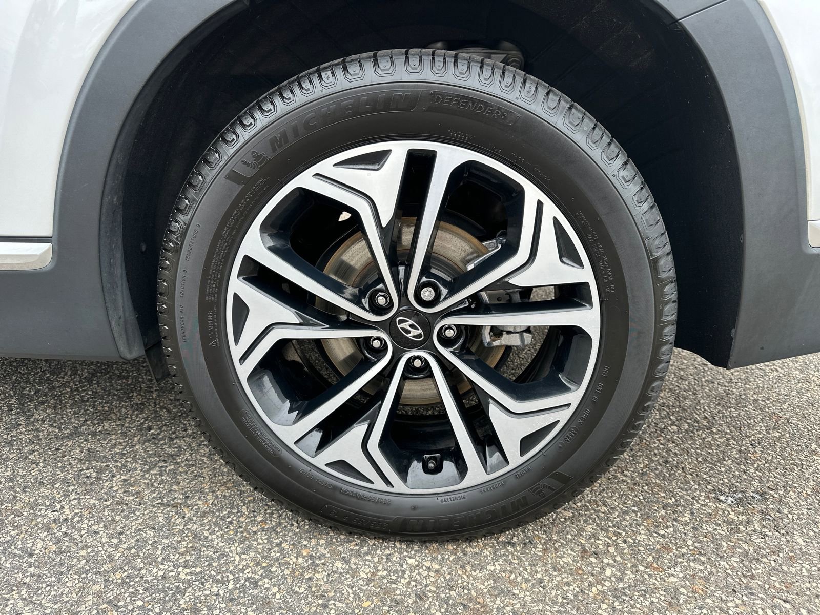 Used 2019 Hyundai Santa Fe Limited FWD image 21