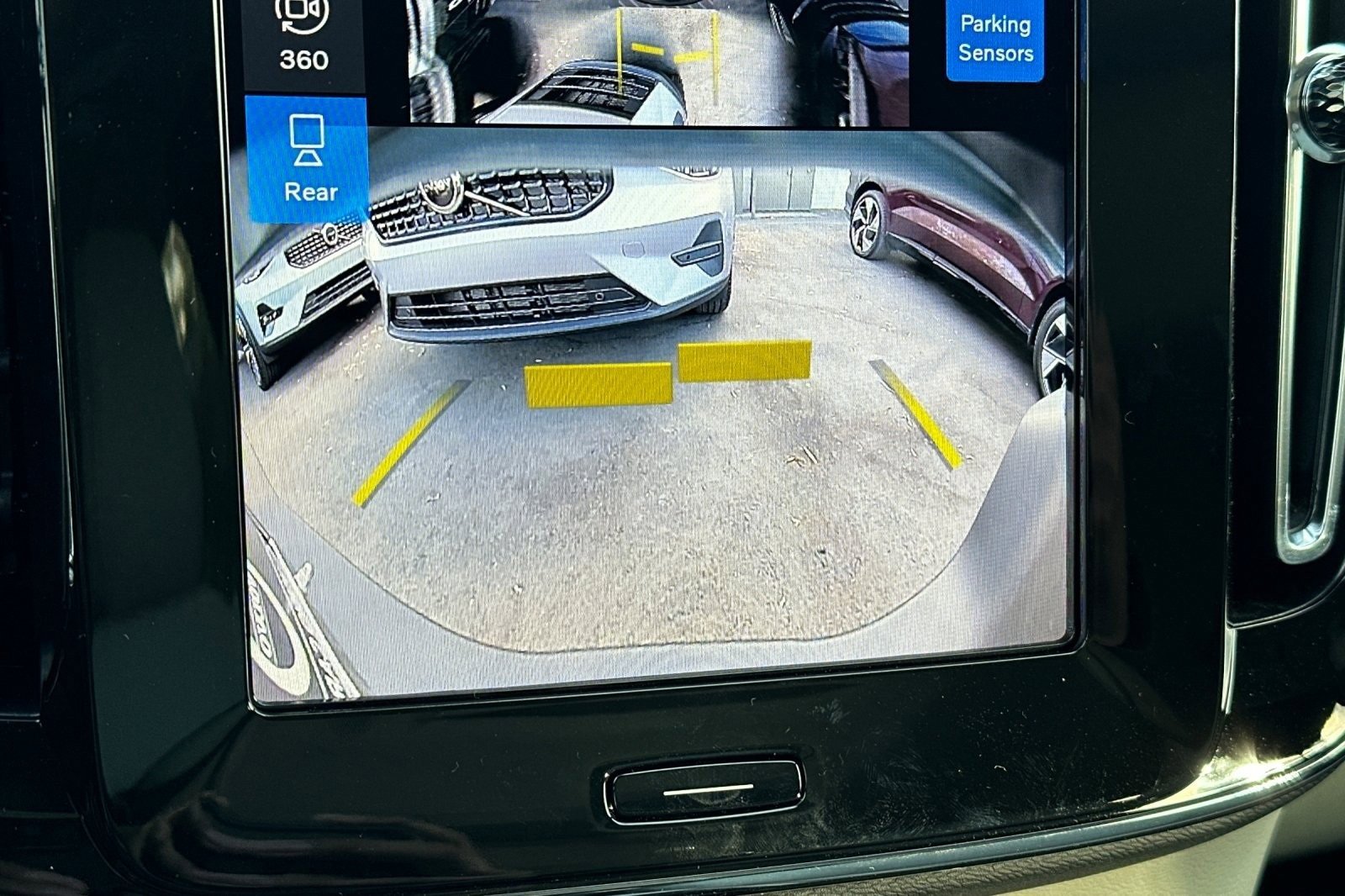New 2026 Volvo XC40 B5 Plus w/ Protection Package Premier image 22