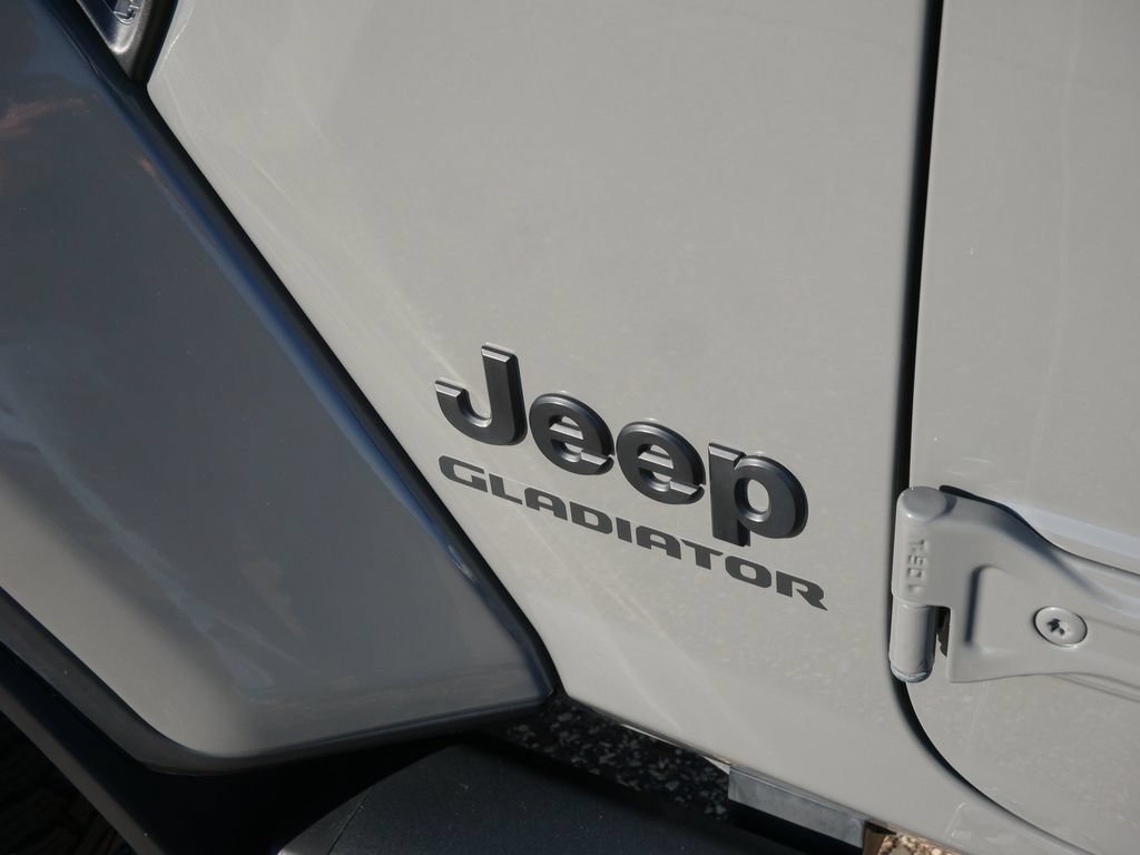 Used 2021 Jeep Gladiator Sport AWD/4WD image 11