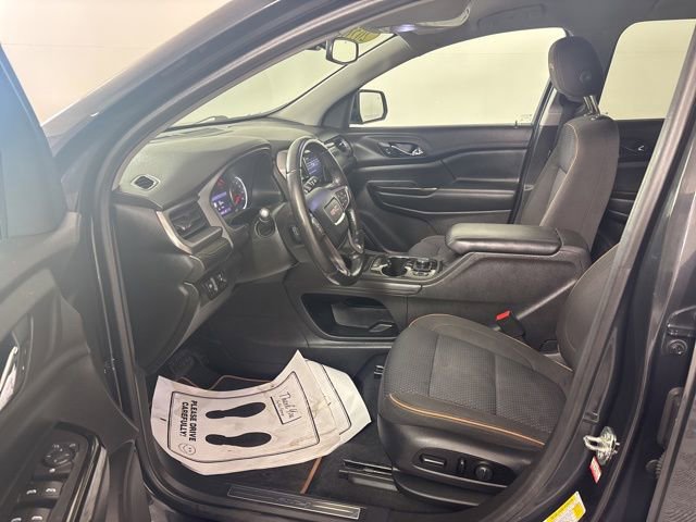 Used 2020 GMC Acadia AT4 AWD/4WD image 2
