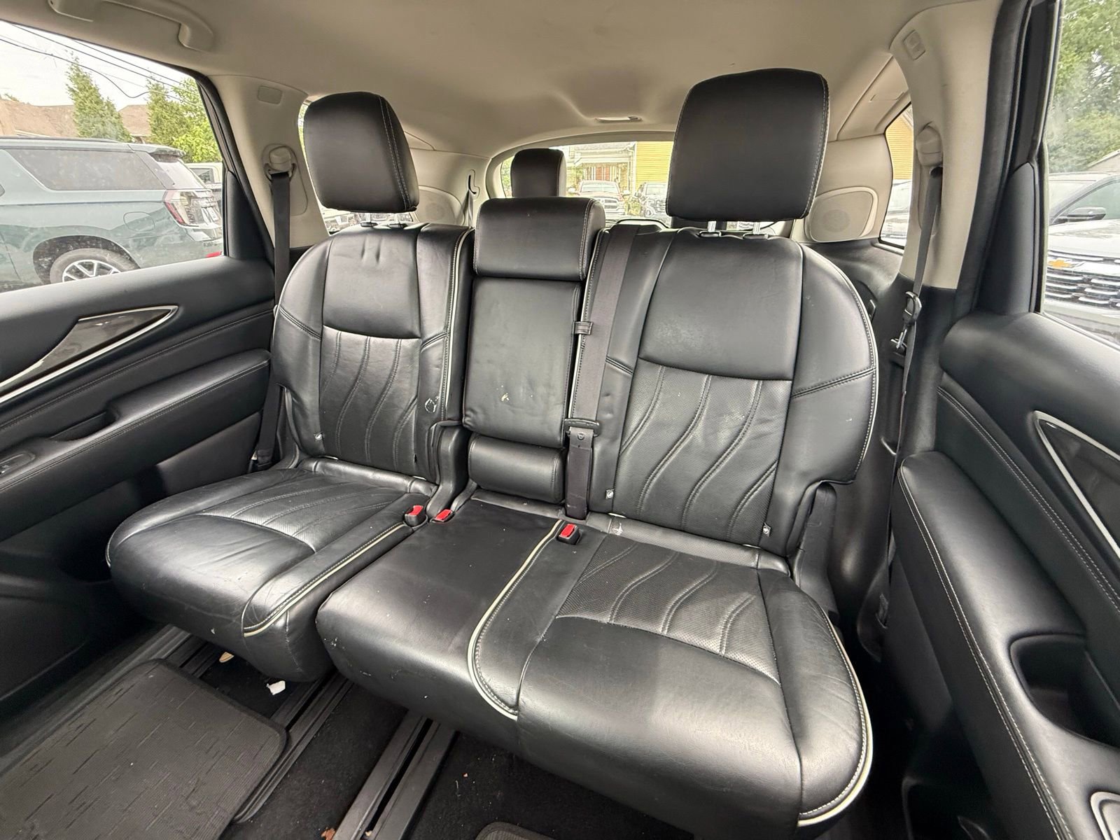 Used 2017 INFINITI QX60 Luxe w/ Premium Plus Package AWD/4WD image 19