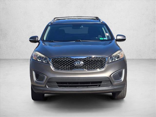 Used 2016 Kia Sorento LX w/ LX Convenience Package image 2