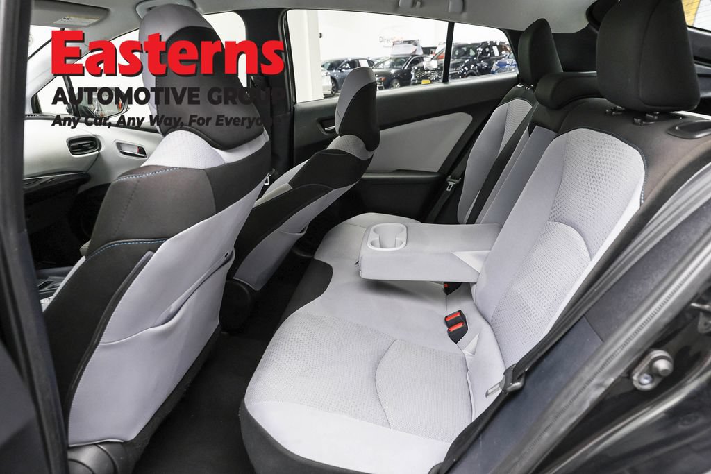 Used 2022 Toyota Prius LE FWD image 20