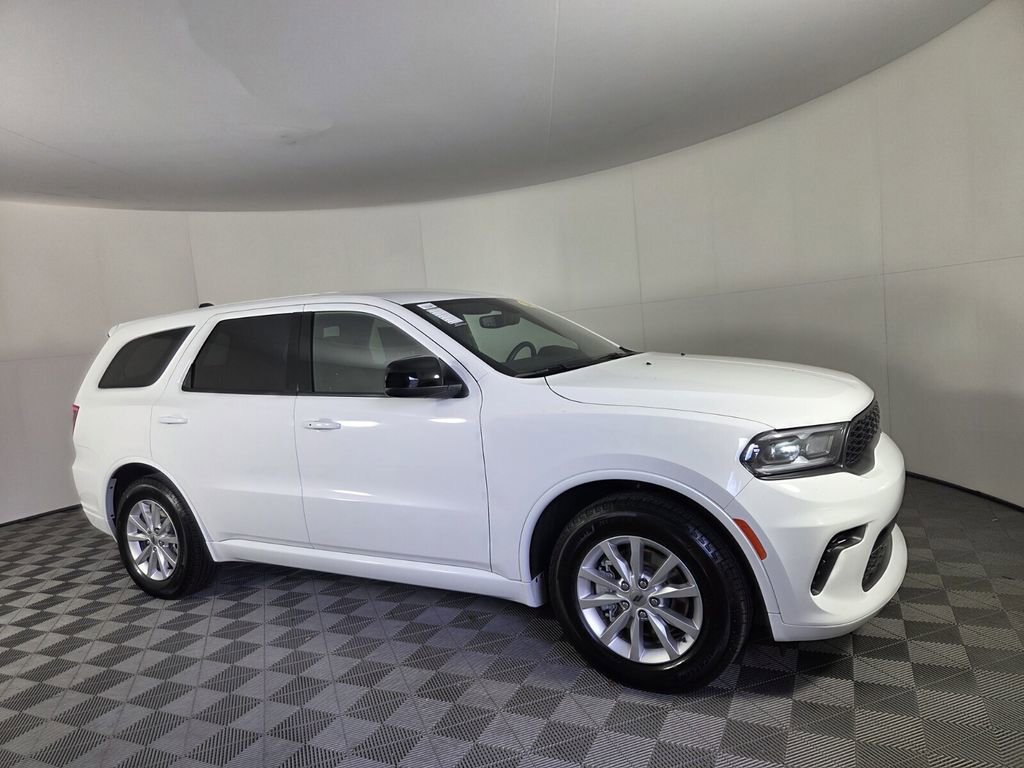 Certified 2025 Dodge Durango GT w/ Trailer Tow Group IV image 33