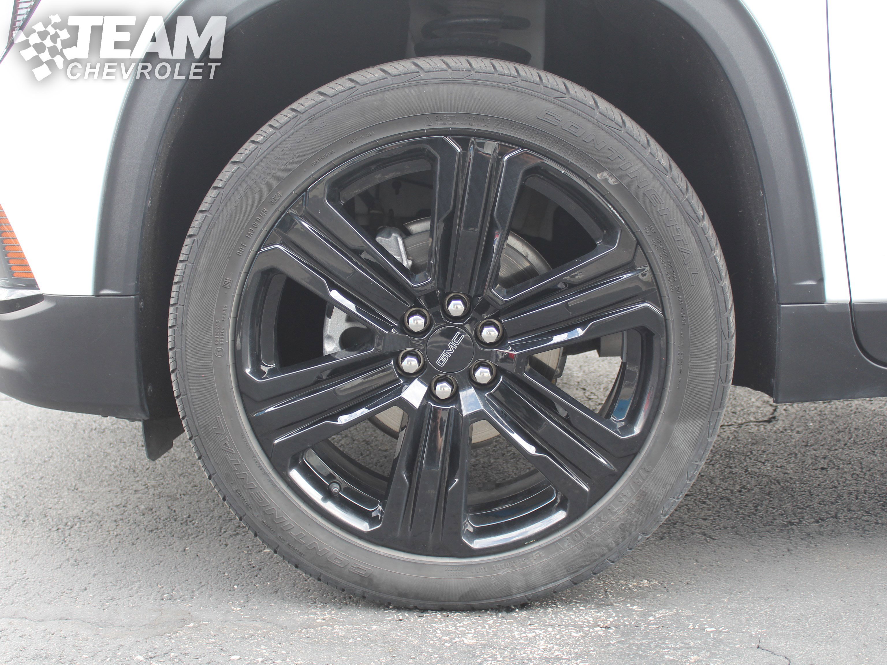 Used 2024 GMC Acadia Elevation w/ Black Edition AWD/4WD image 33
