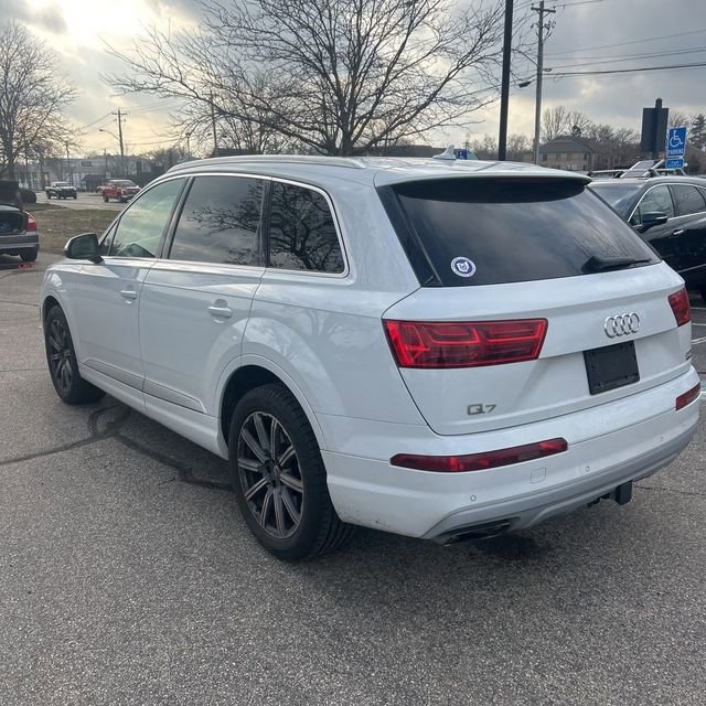 Used 2018 Audi Q7 3.0T Premium Plus image 6