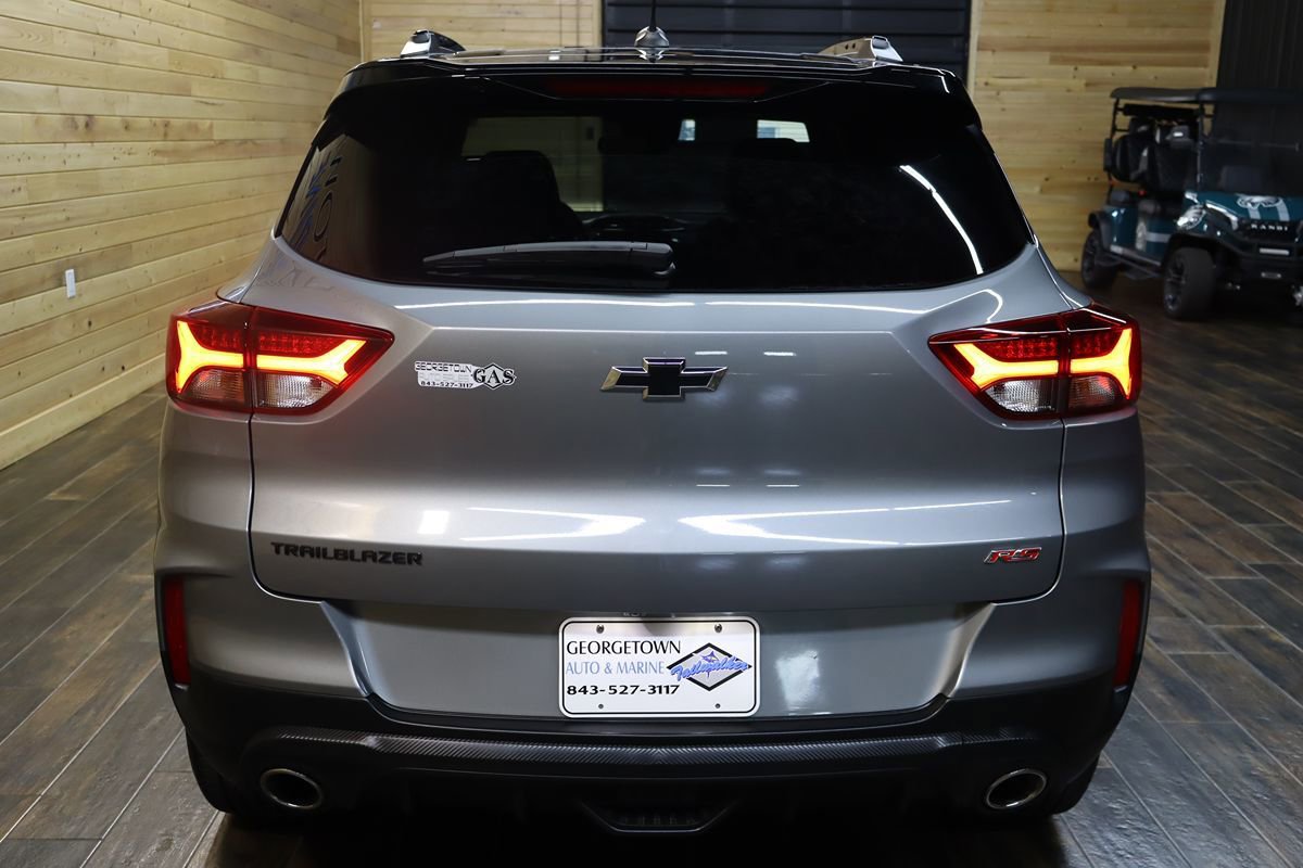 Used 2023 Chevrolet TrailBlazer RS w/ Technology Package image 4