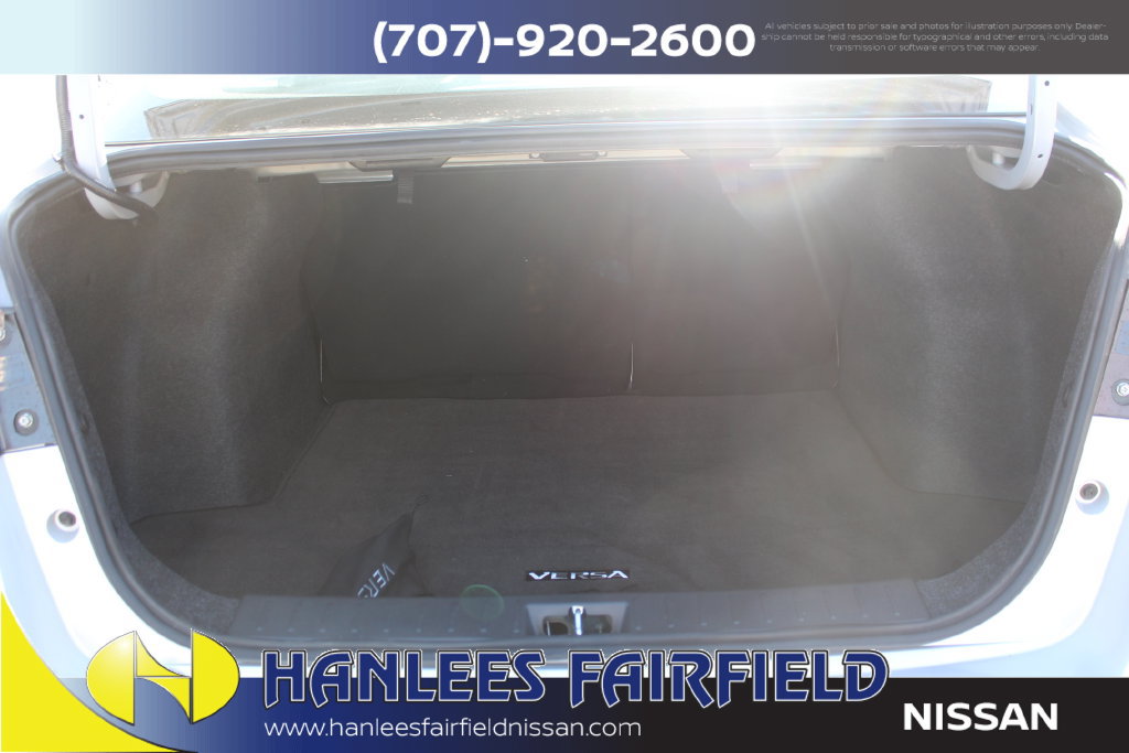 Used 2025 Nissan Versa SV w/ Trunk Package FWD image 10