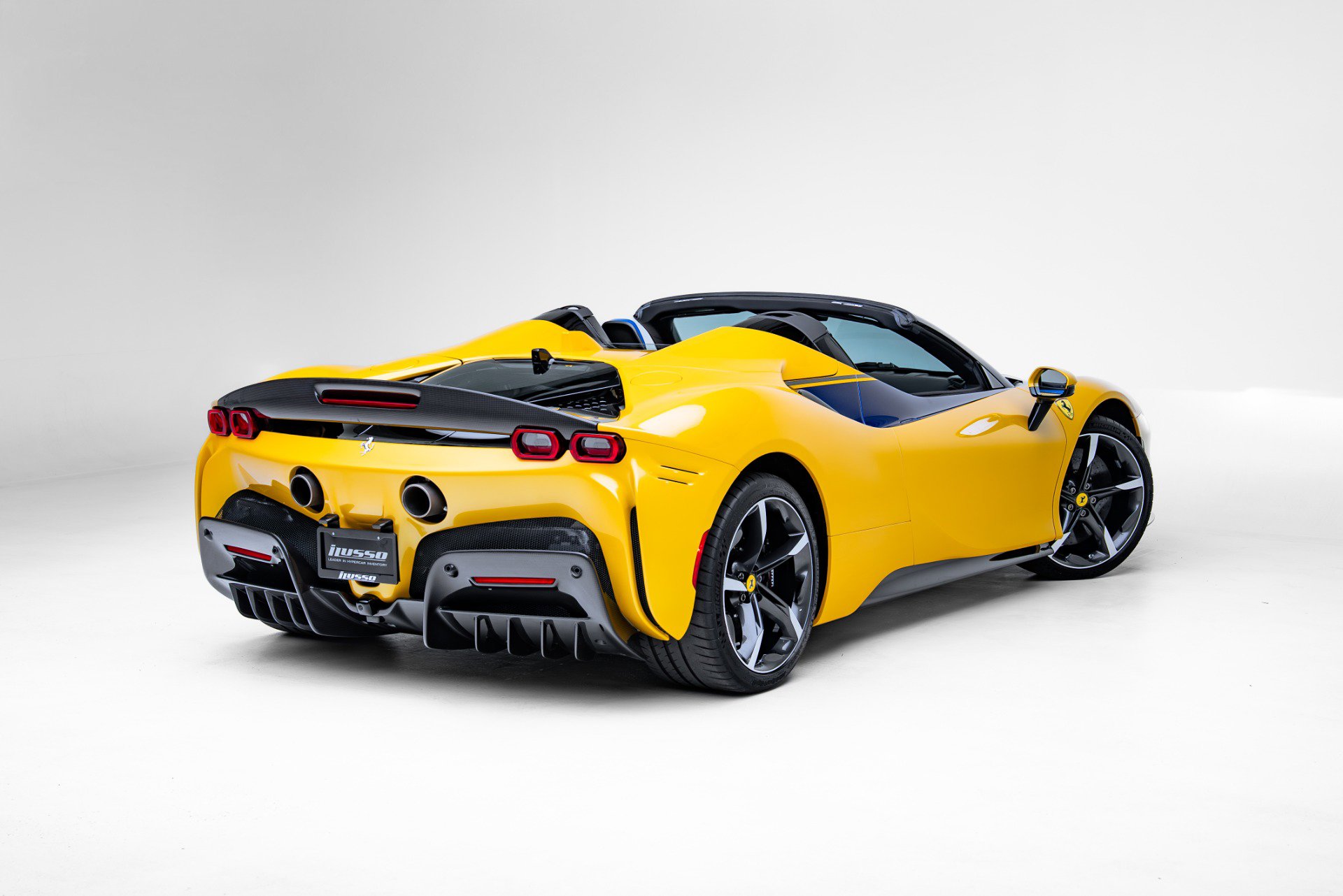 Used 2023 Ferrari SF90 Spider AWD/4WD image 73