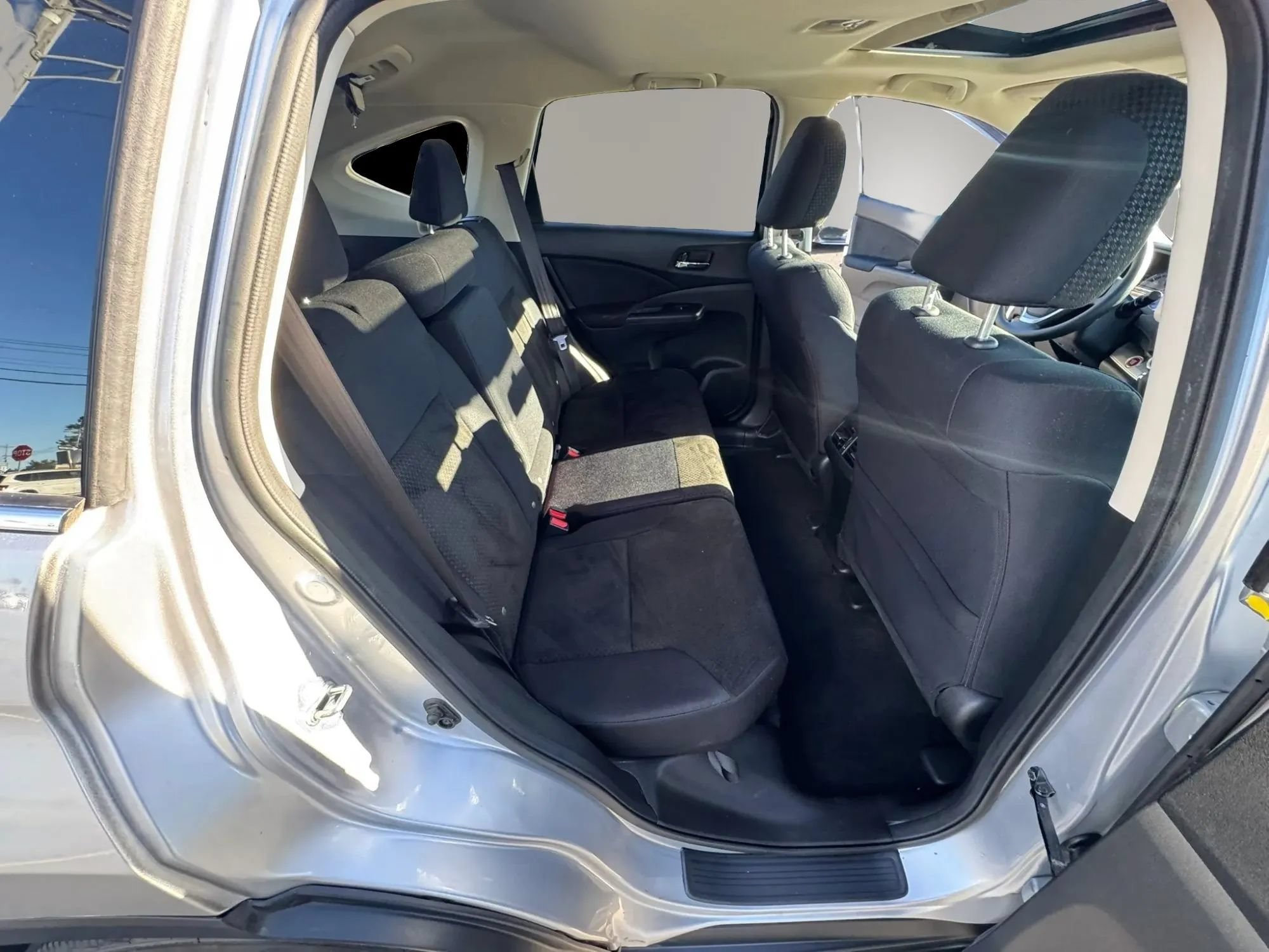 Used 2016 Honda CR-V EX image 17