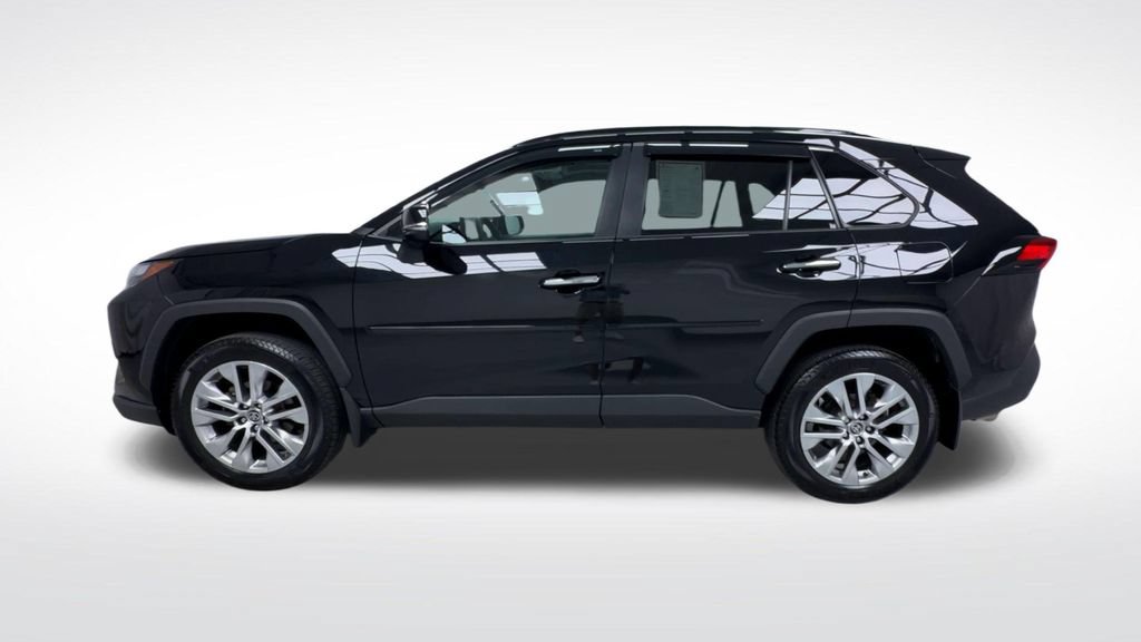 Certified 2024 Toyota RAV4 Limited w/ Advanced Technology Package AWD/4WD image 6