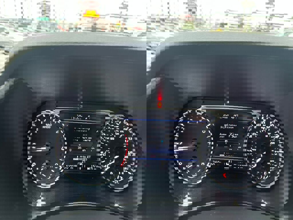 Used 2021 Nissan Sentra SR image 13