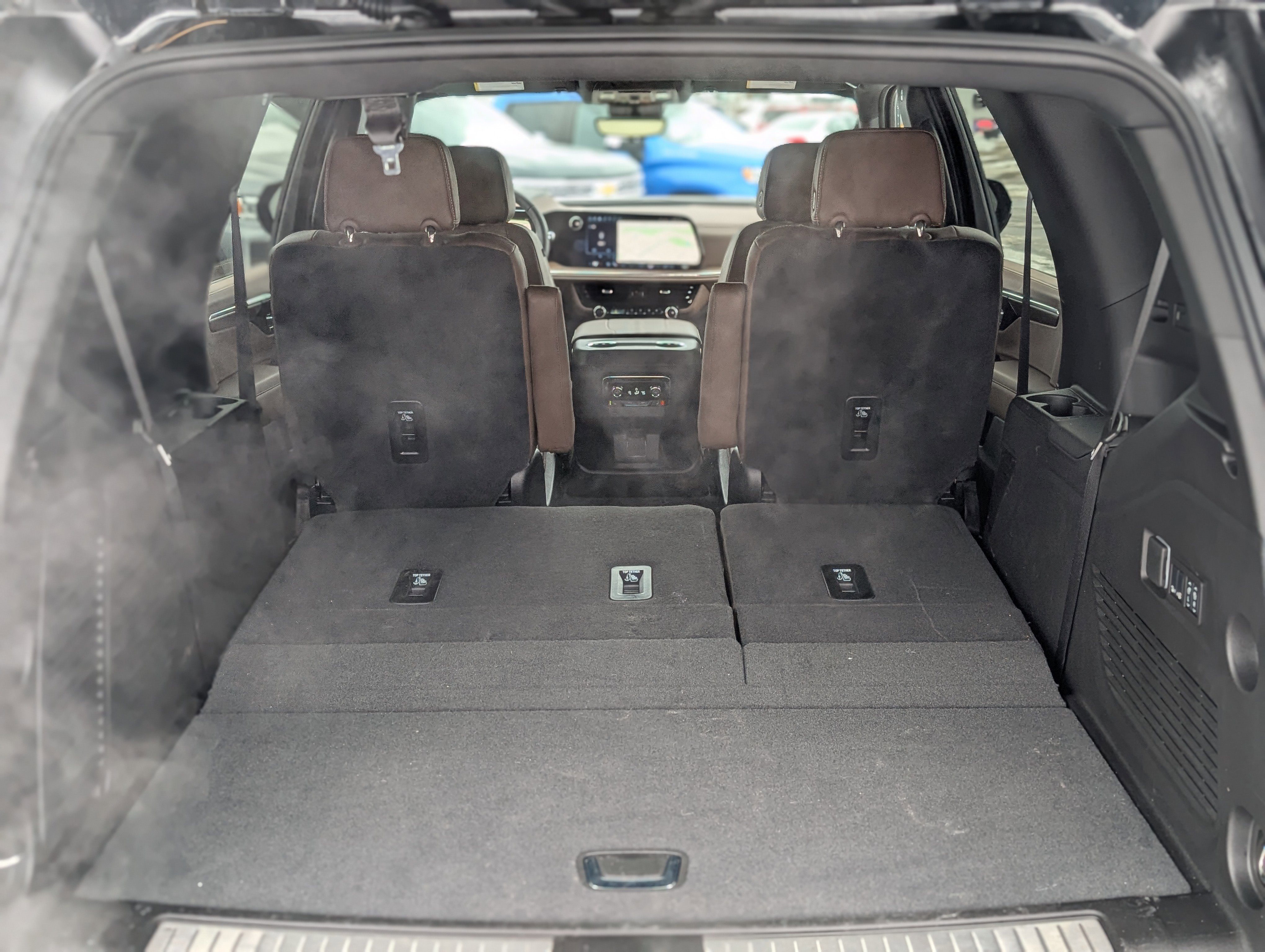 Used 2025 Chevrolet Tahoe High Country image 46