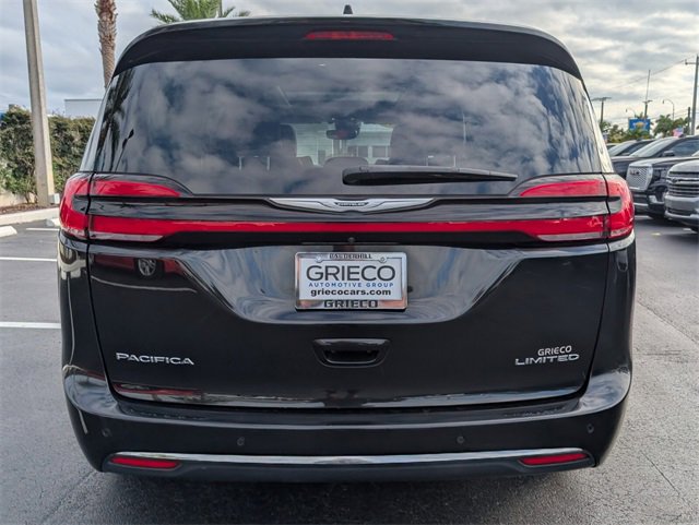 Used 2023 Chrysler Pacifica Limited image 57