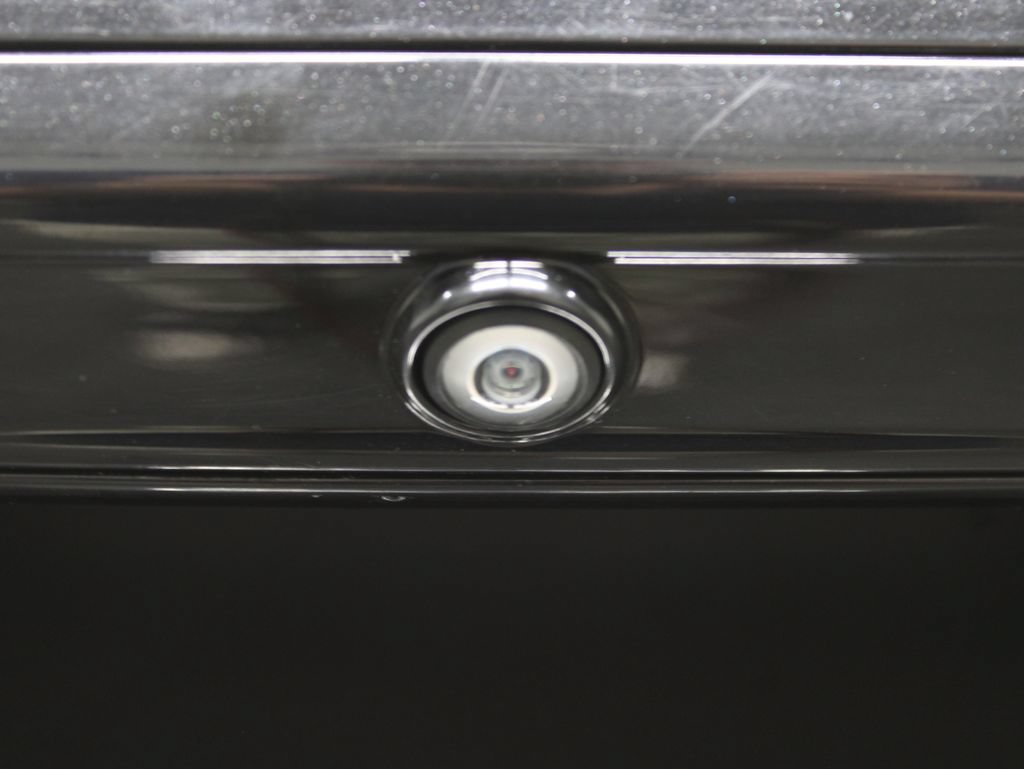 Used 2019 RAM 1500 Laramie AWD/4WD image 42