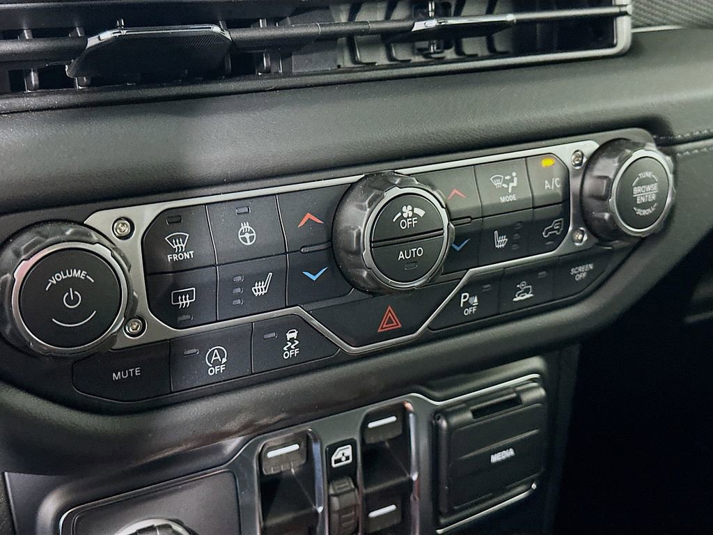 New 2026 Jeep Wrangler Unlimited Rubicon image 21