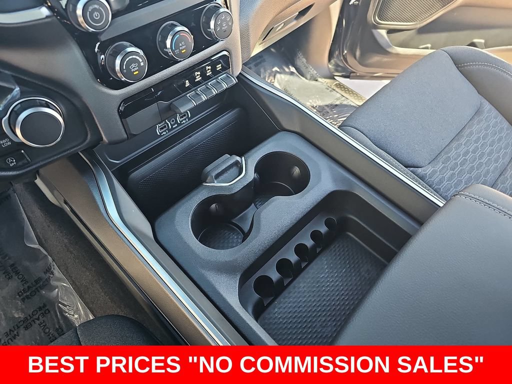 New 2026 RAM 1500 Express AWD/4WD image 23
