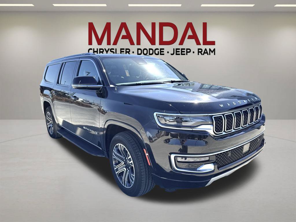 Used 2025 Jeep Wagoneer L Series II w/ 8-pass Seating Package AWD/4WD image 3