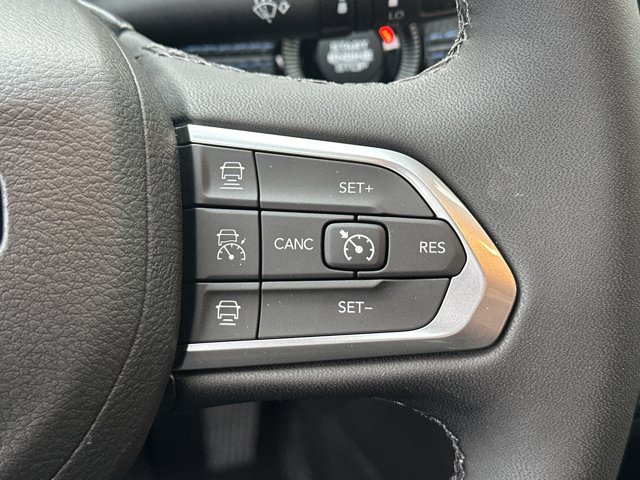 New 2026 Jeep Compass Limited w/ Sun, Sound & Navigation Group AWD/4WD image 23