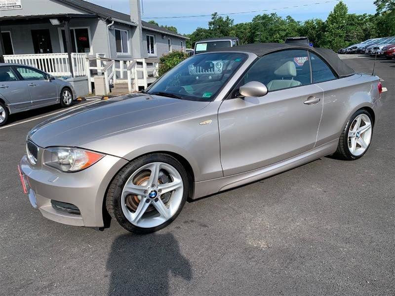 Used 2009 BMW 135i Convertible image 7