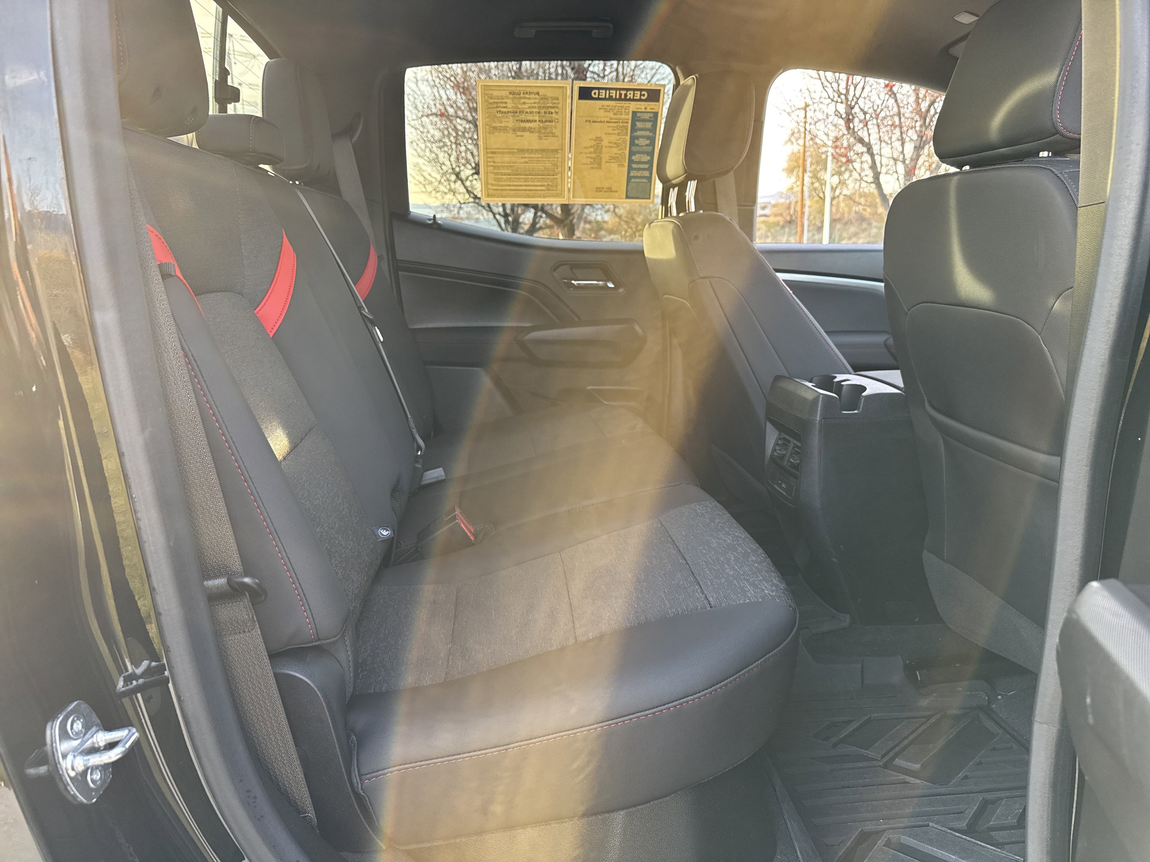 Used 2023 Chevrolet Colorado Z71 image 23